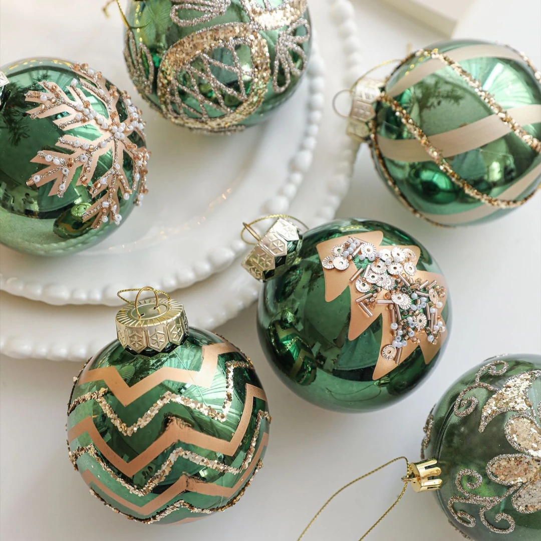 8 سنتيمتر الأخضر عيد الميلاد الكرة الحلي رسمت شجرة عيد الميلاد الطرف الديكور السنة الجديدة عيد الميلاد المجالات قلادة عطلة هدية كرات