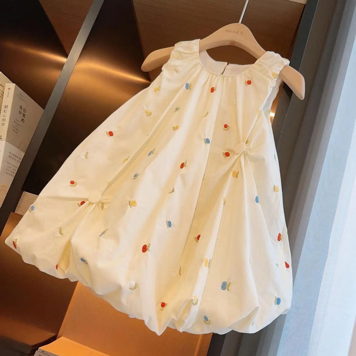 

Kids Girls Dress Flower Slips without sleeves Embroidered flower buds Dress Summer Pageant Party Princess Dress