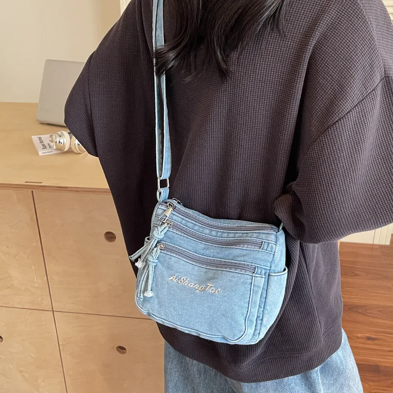 

Fashionable and Casual Women's Denim Small Bag, Versatile Change, Mobile Phone Bag, Single Shoulder Diagonal Cross Bag
