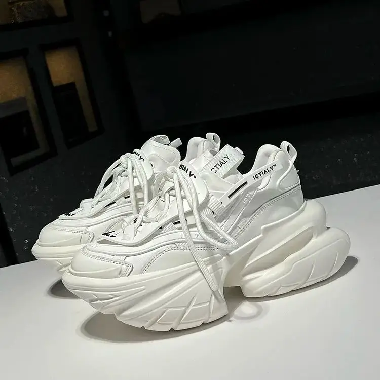 Unique Design Women Chunky Sneakers Casual White Dad Shoes Luxury Designer Brand Fashion High Heels Platform Spring Boat Shoes