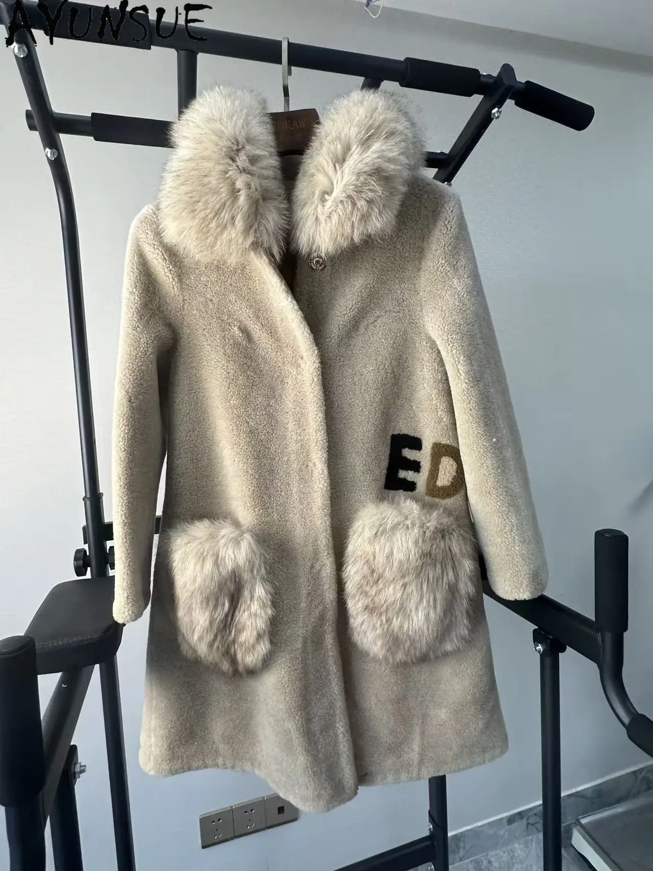 سترة من الصوف الحقيقي من AYUNSUE ملابس شتوية للنساء بياقة من فرو الثعلب معاطف فريدة متوسطة الطول تعزز عيوب صغيرة لا استرداد ولا تبادل #1