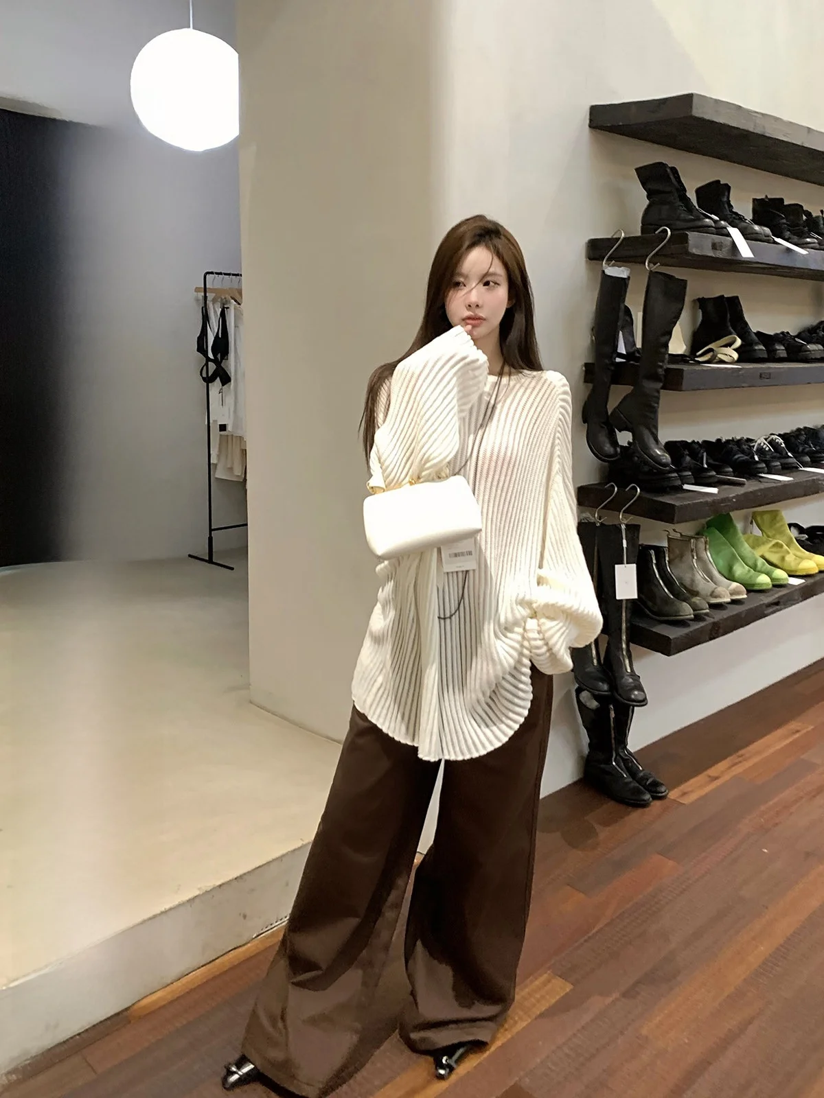 

Модные женские джинсы с высокой талией и широкими штанинами, свободные повседневные брюки в стиле ретро, осенняя новинка IUIU AJing Home