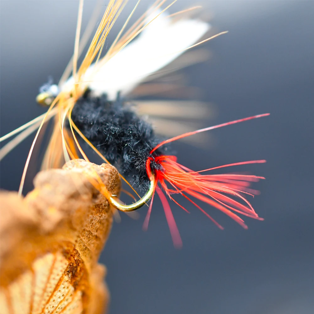 MNFT 10PCS Black Caterpillar White Wings Red Tail Trout Fishing May Dry Fly Buggs Artificial Fish Lure Size 10#