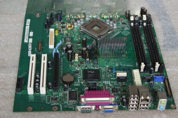 Original DELL Optiplex 745 MT Main Board HR330 TY565 RF703