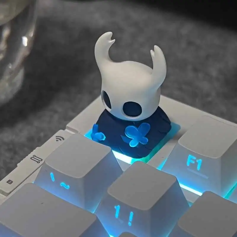 

Hollow Knight Creative Light-Transmitting Design Mechanical Keyboard Esc Personalized Keycap Resin Material Peripheral Toy Gifts