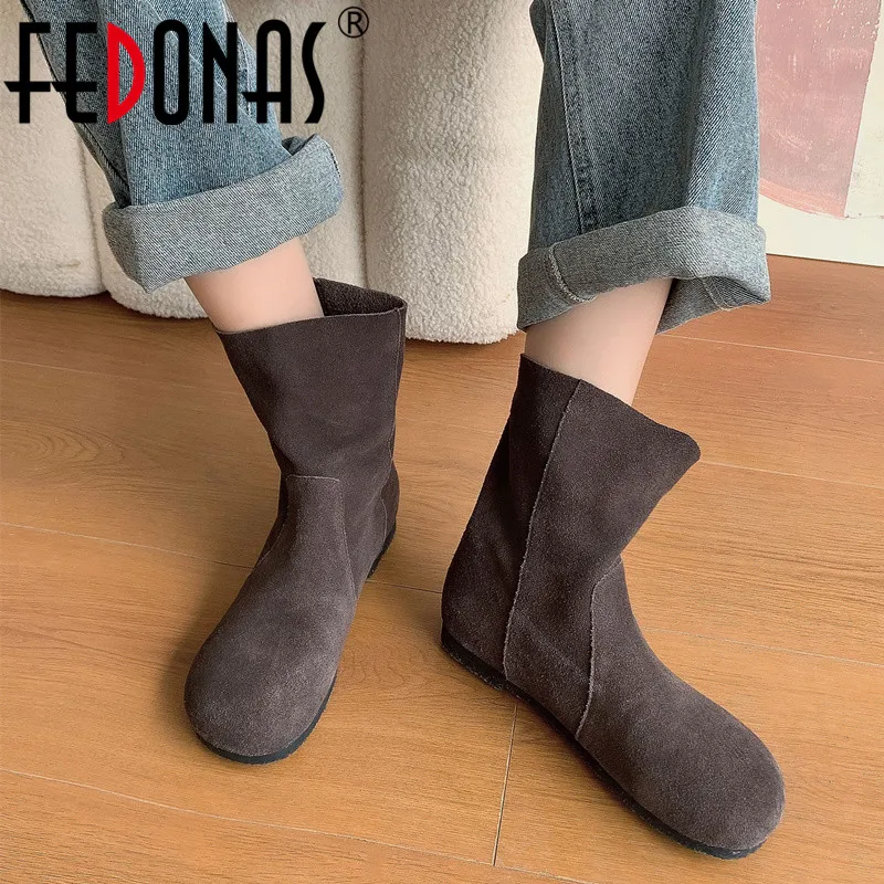 

FEDONAS Leisure Round Toe Women Short Boots Low Heels Cow Suede Leather Casual Ankle Boots Spring Autumn Four Season Shoes Woman