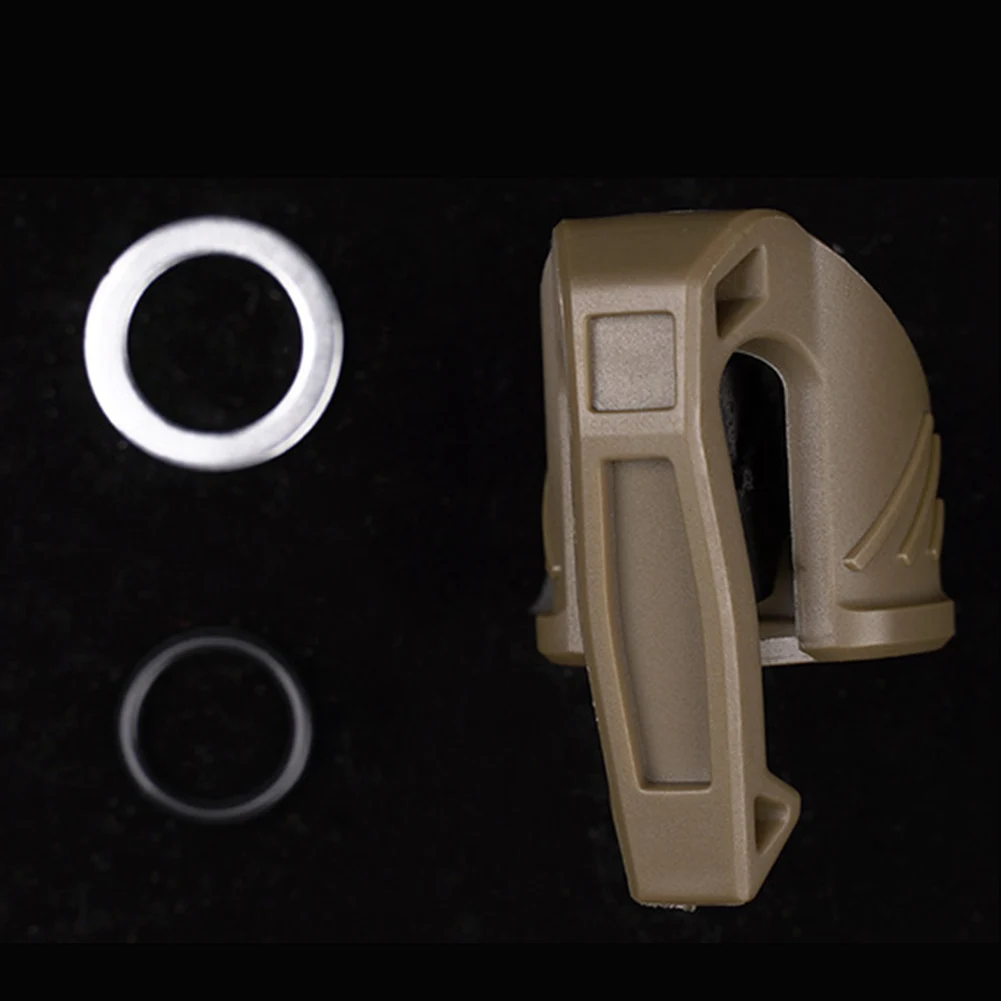 مشبك مصباح يدوي محمول متعدد الوظائف مصباح تثبيت بين قوسين محول المصباح التكتيكي ملحقات المعدات التكتيكية