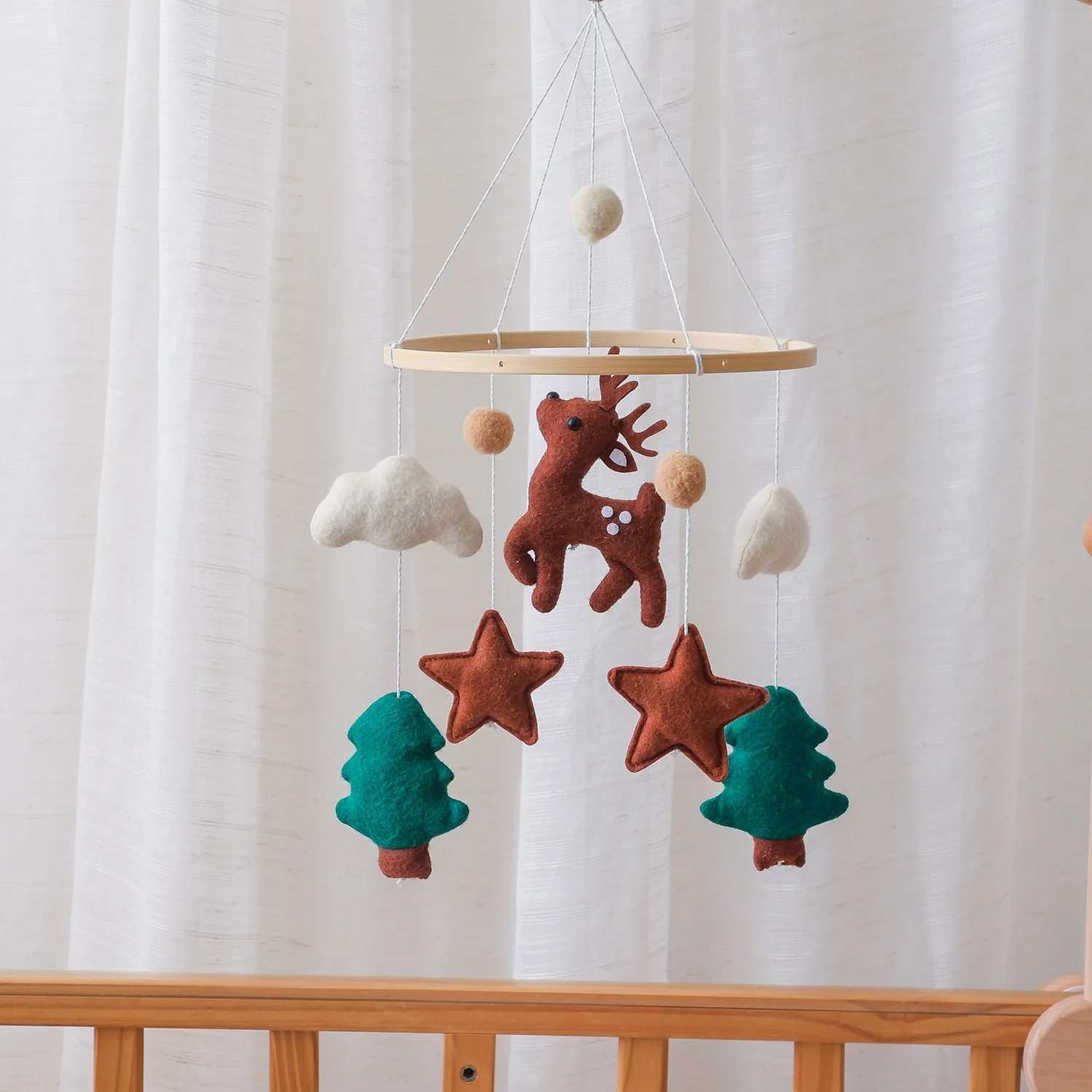 Weiche Filz Cartoon Wald Hirsch Hängen Bett Glocke Mobile Krippe Montessori Bildung Spielzeug Baby Rasseln Geschenke Machen Holz Baby Rasseln