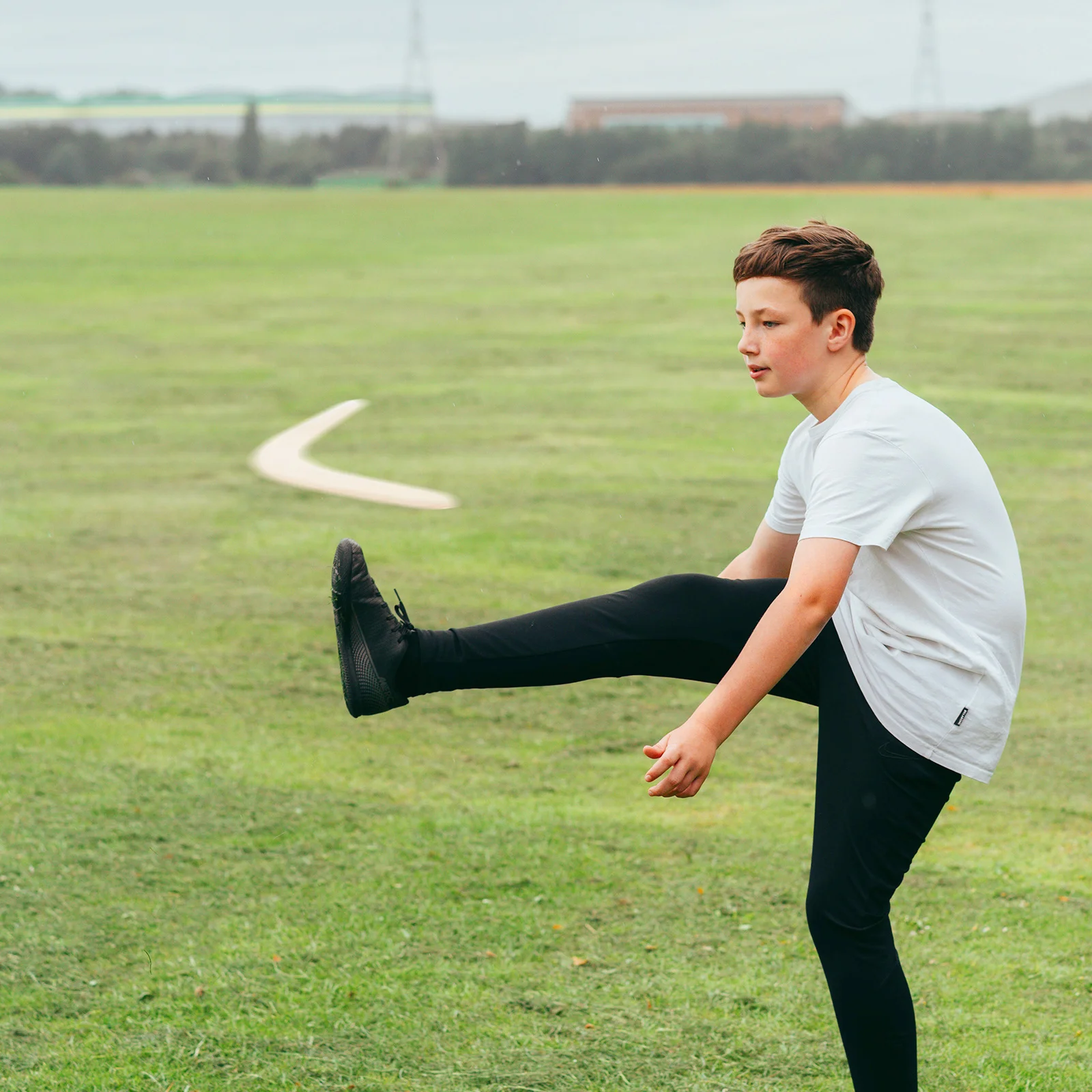 

1pcs Boomerang For Kids Adults Boomerang Plaything Outdoor Flying Durable Wooden Returning Throwing Game Exercise Plaything