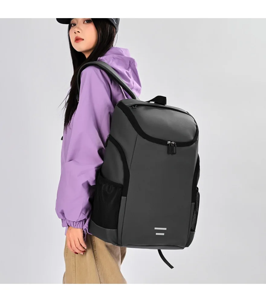 

Large capacity computer backpack commuter travel schoolbag simple casual PU backpack men and women
