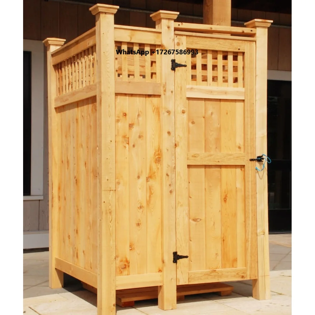 Outdoor Cedar Shower Cabin Wooden Privacy Enclosure for Villa Pool