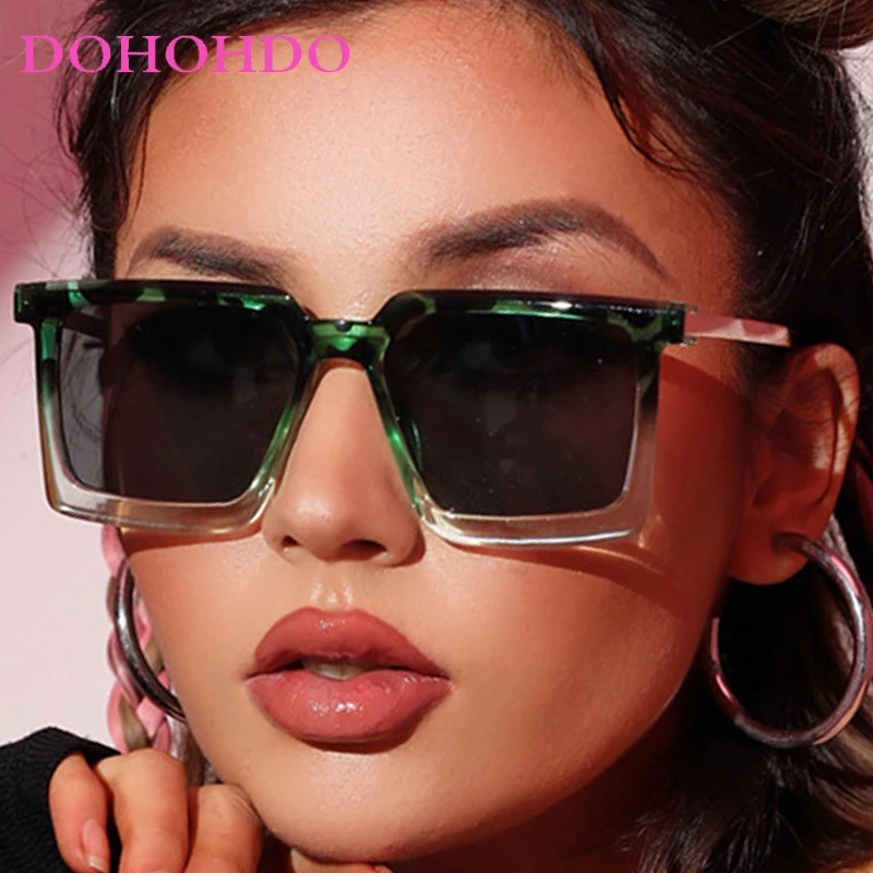 

Trendy Classic Metal Oversized Square Frame Sunglass Brand Designer Sunglasses For Women Men Travel Driving Shades UV400 Gafas