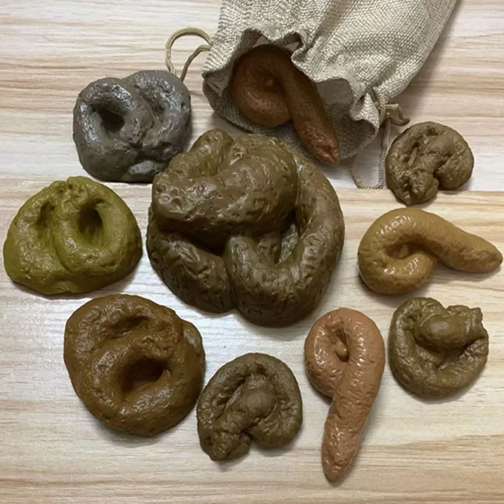 10 szt. Realistyczne sztuczne kupy, realistyczne żarty, śmieszne gadżety, gadżety na Dzień Dziwnych Przebójków dla dorosłych i dzieci, plastikowe kupy psa