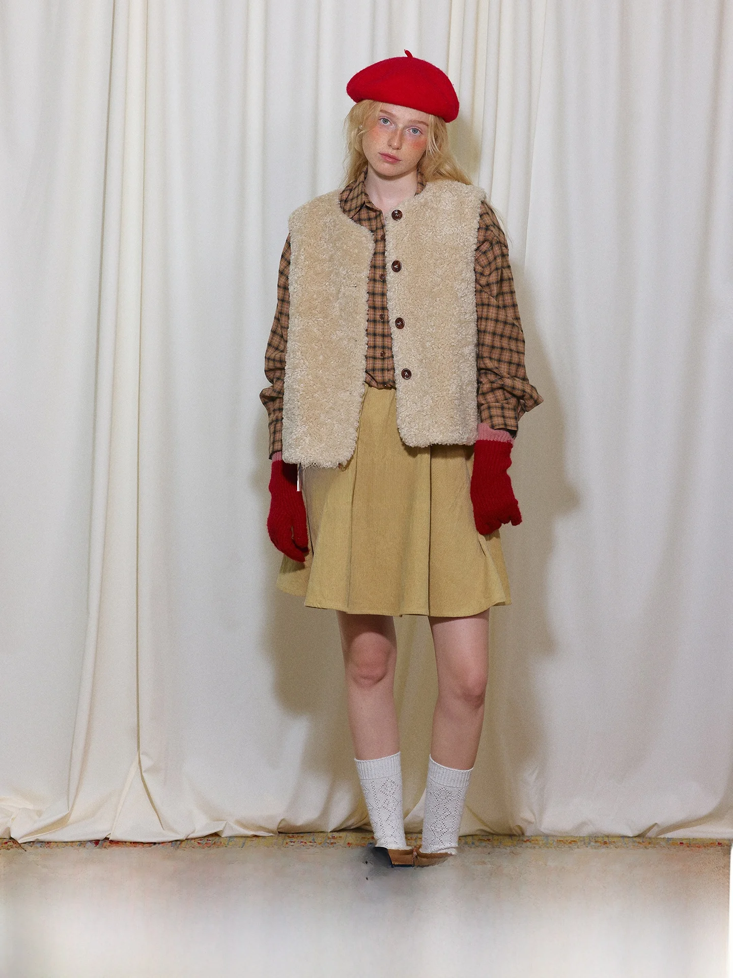 

Женский жилет из овечьей шерсти Rina Berry, осенне-зимняя коллекция, серия Sense, верхняя одежда, модный дизайн, полиэстер