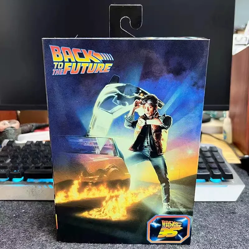 Ritorno al futuro Parte 2 Figura NECA Martin Action Figuras Film Battaglia delle bande Pubblicità Periferiche Modello Bambola Ornamento