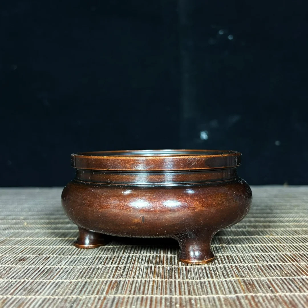 Antique brass gilt three-legged cornucopia line incense burner home Buddhist hall offering ornaments 10 cm