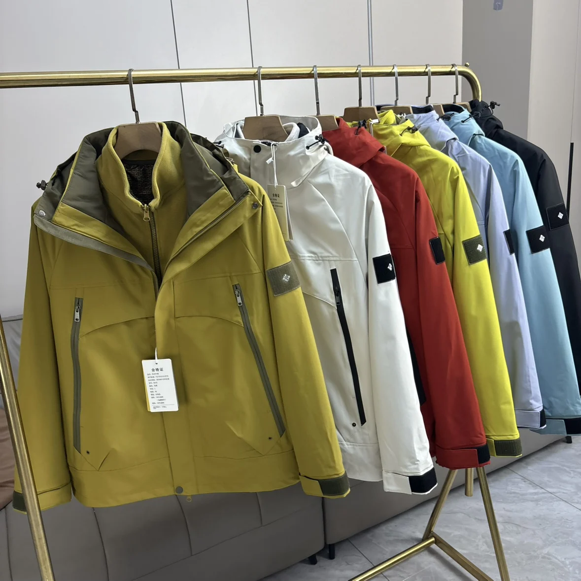 

High-End Outdoor aphene Fce Men's Winter Jaet Windproof Water-Resistant Hooded Parka Stand Fit Polyester Fiber