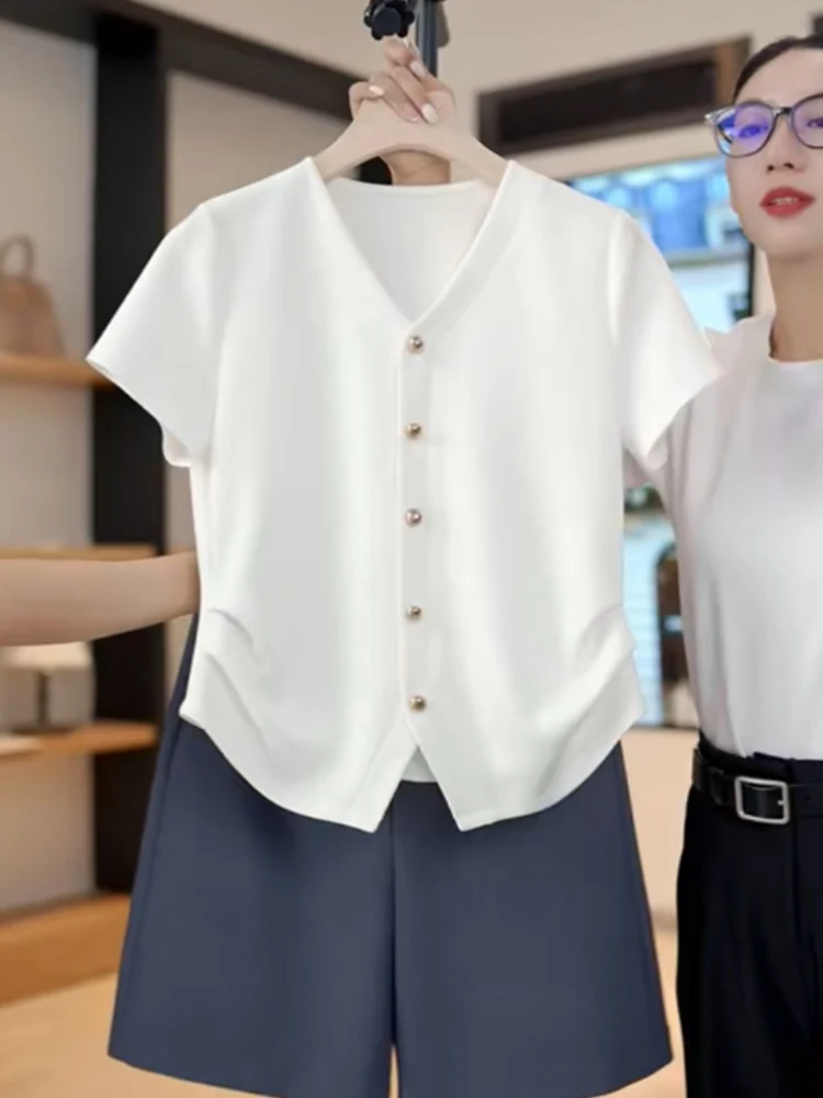 

Faionable V-Ne Ice Silk Knitted Top Casual Summer Versatile Slimming Base Layer Single Button Women's irt Korean Sle ...