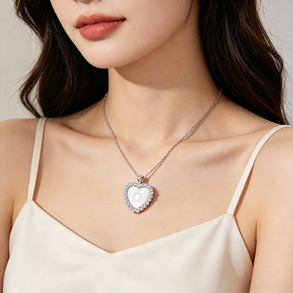 Heart Locket Necklace Photo - Srebrna zawieszka w kształcie serca z