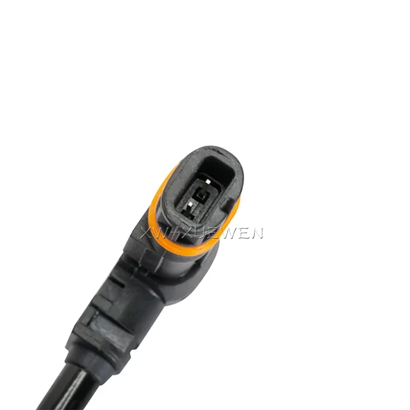 Front Left and Right ABS Wheel Speed Sensor 2105409008 2105409108 For Mercedes Benz W210 S210 E55 E50AMG E430 E420 E320 E300