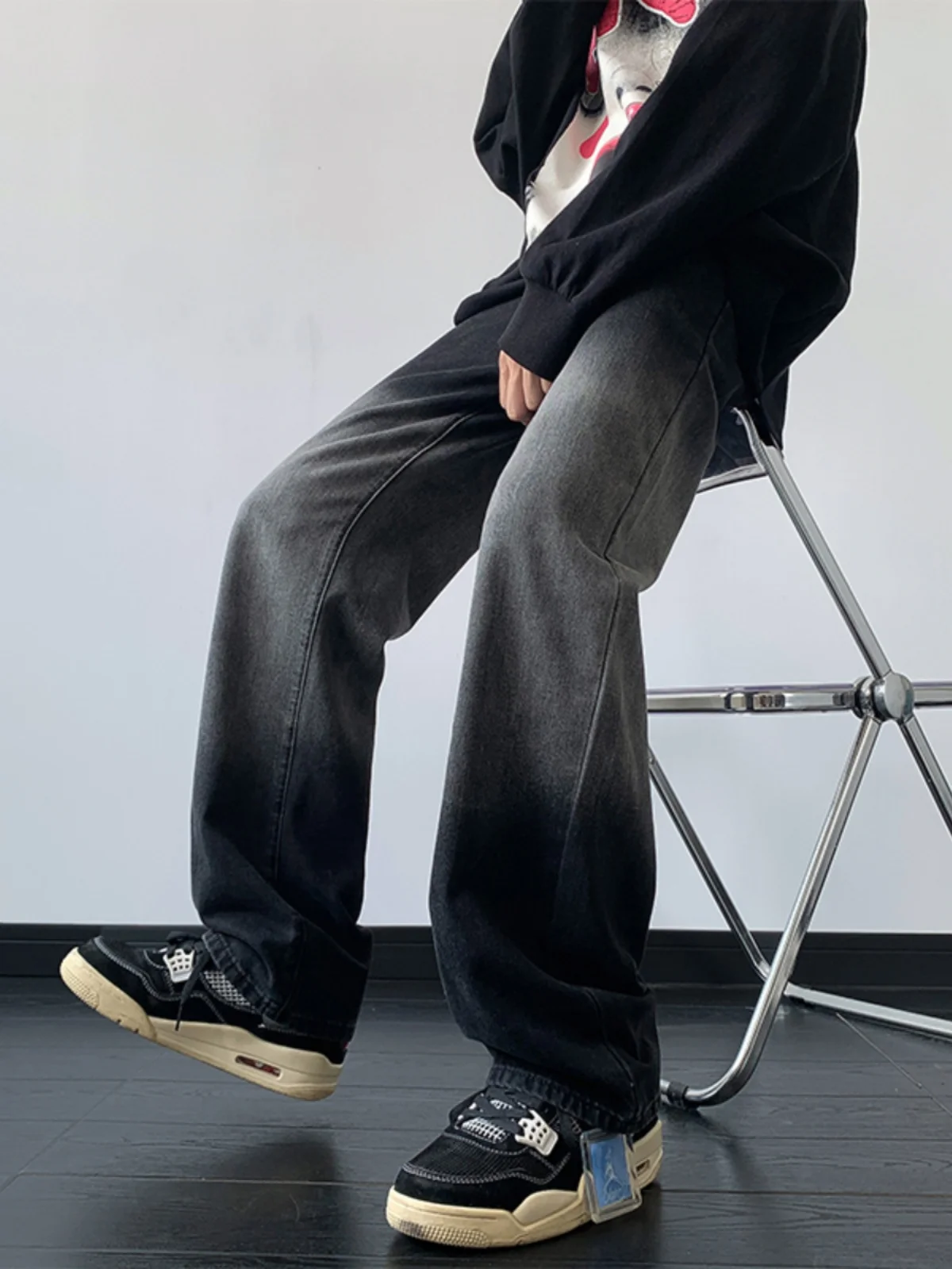 

Men's Black Gradient Fleece Lined Thick Straight Leg Jeans Retro American Style Autumn Winter Long Trousers Casual Loose Fit