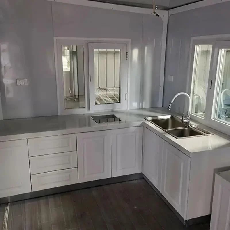 Prefab Folding Container House Mobile Expandable Container House for Living Villa House Prefabricated Tiny Homes