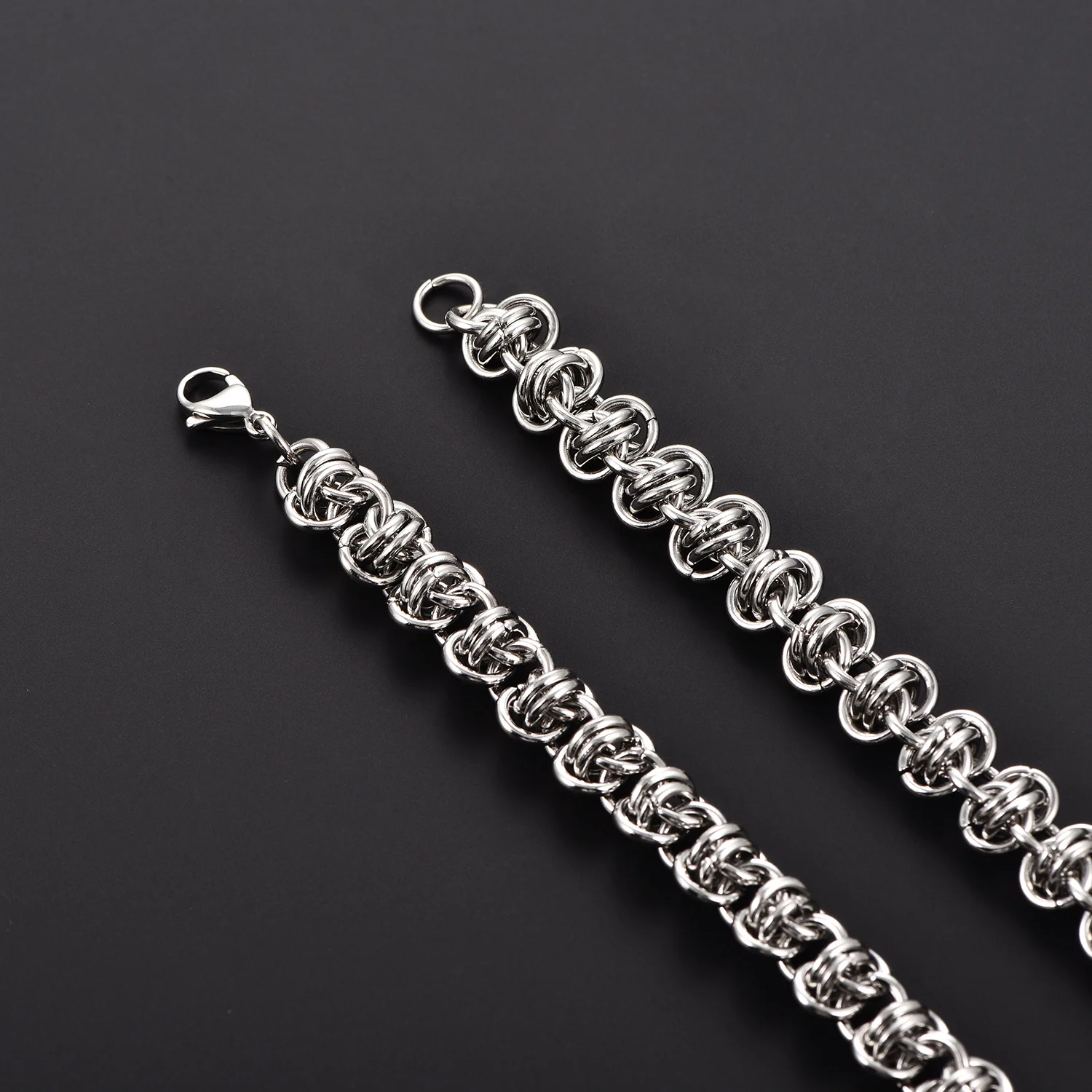 Massives Edelstahl-Punk-Armband, handgeknüpft, handgefertigtes Armband, verdrehte Gliederkette, Herrenarmband, Schmuck für Jungen – Detail 2