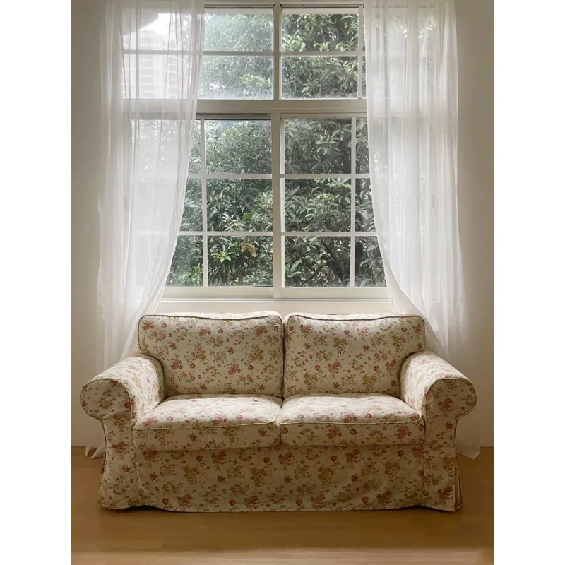 French vintage style fabric sofa, small apartment, living room, pastoral, B&B bedroom, photography, double three-person sofa