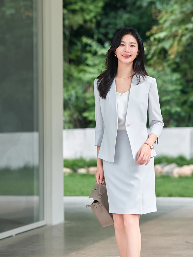 

Летний ацетатный костюм Diisia: женский деловой комплект из приталенного жилета и юбки с пуговицами, стандартный крой