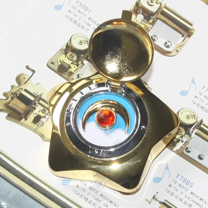 100% Handmade Sailor Anime Star Moonlight Memory Locket Starlit Sky Music Box Metal Cosplay Props Japan Anime Gifts