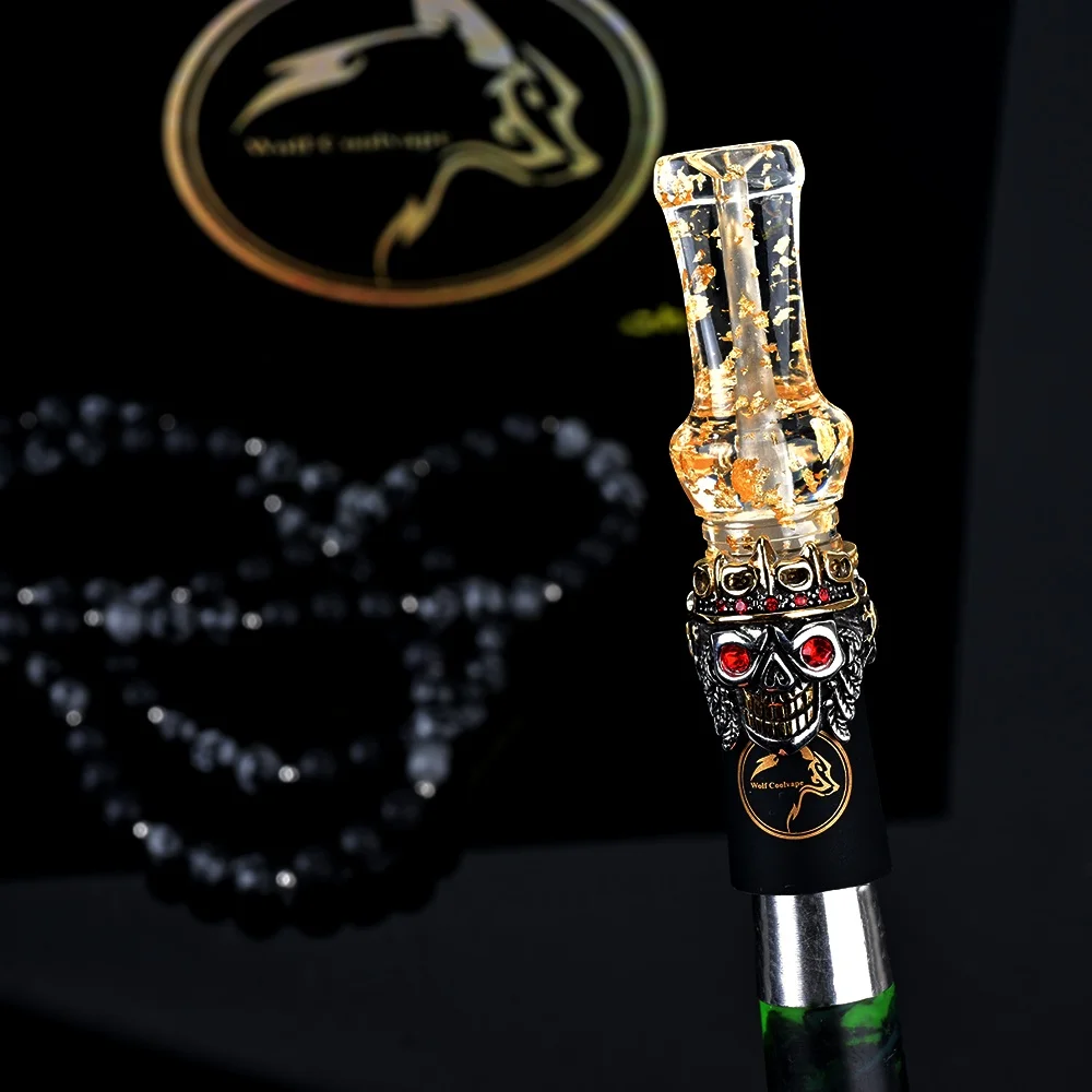 mundura-per-pipa-in-resina-con-lamina-d'oro-decorazione-a-teschio-e-catena-di-alta-qualita-universale-in-resina-e-metallo