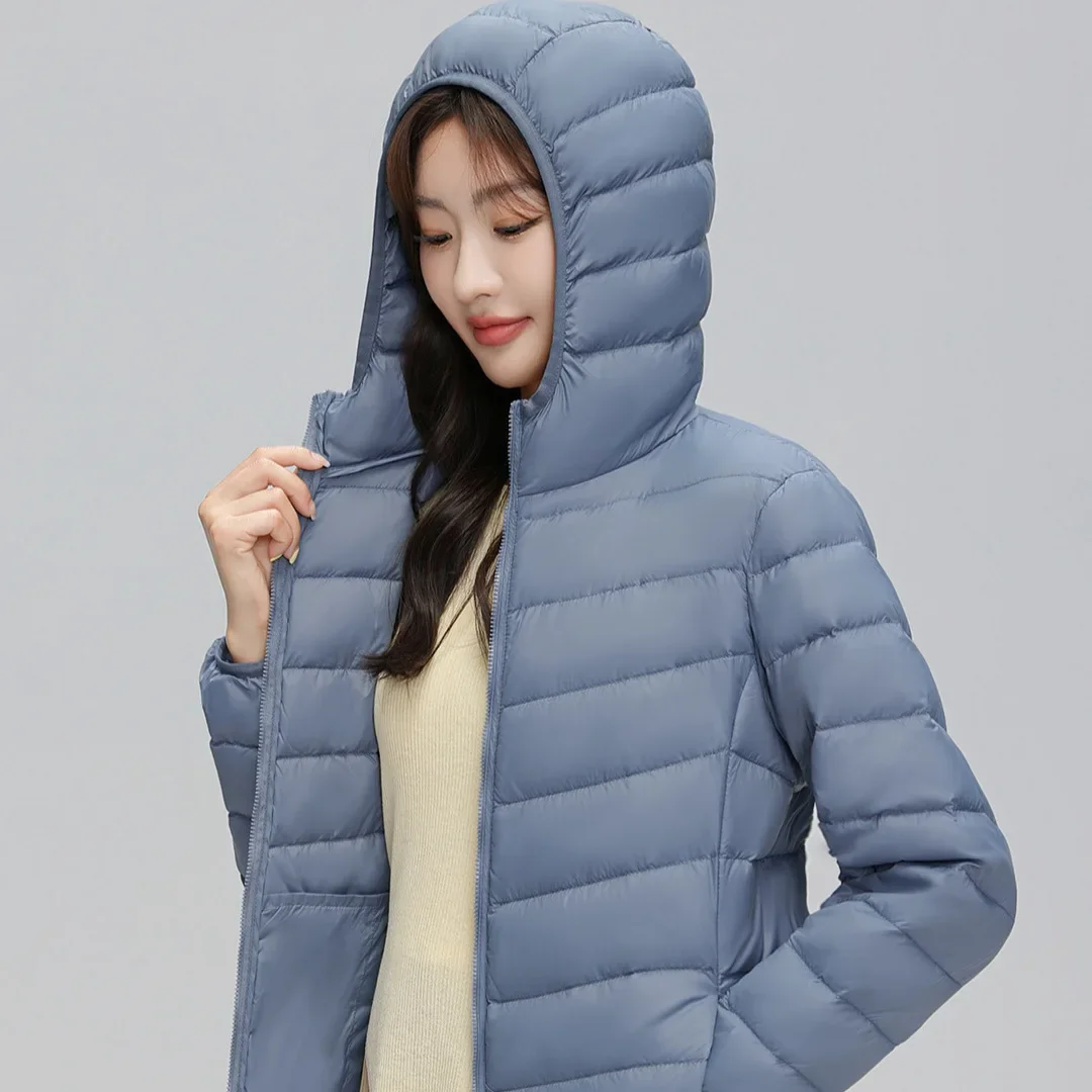 سترة خفيفة الوزن عالية التقنية 2025 معطف شتوي نسائي بقلنسوة بقصة ضيقة النسخة الكورية مقاس كبير #5