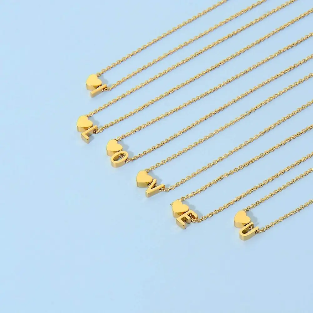 

Позолоченное ожерелье из нержавеющей стали с крошечным сердцем и буквами, персонализированное ожерелье с монограммой имени для женщин