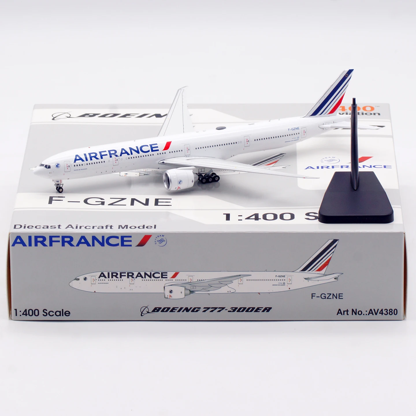 

AV4380 Alloy Collectible Plane Gift Aviation 1:400 Air France Boeing 777-328ER Diecast Aircraft Jet Model F-GZNE & Tractor
