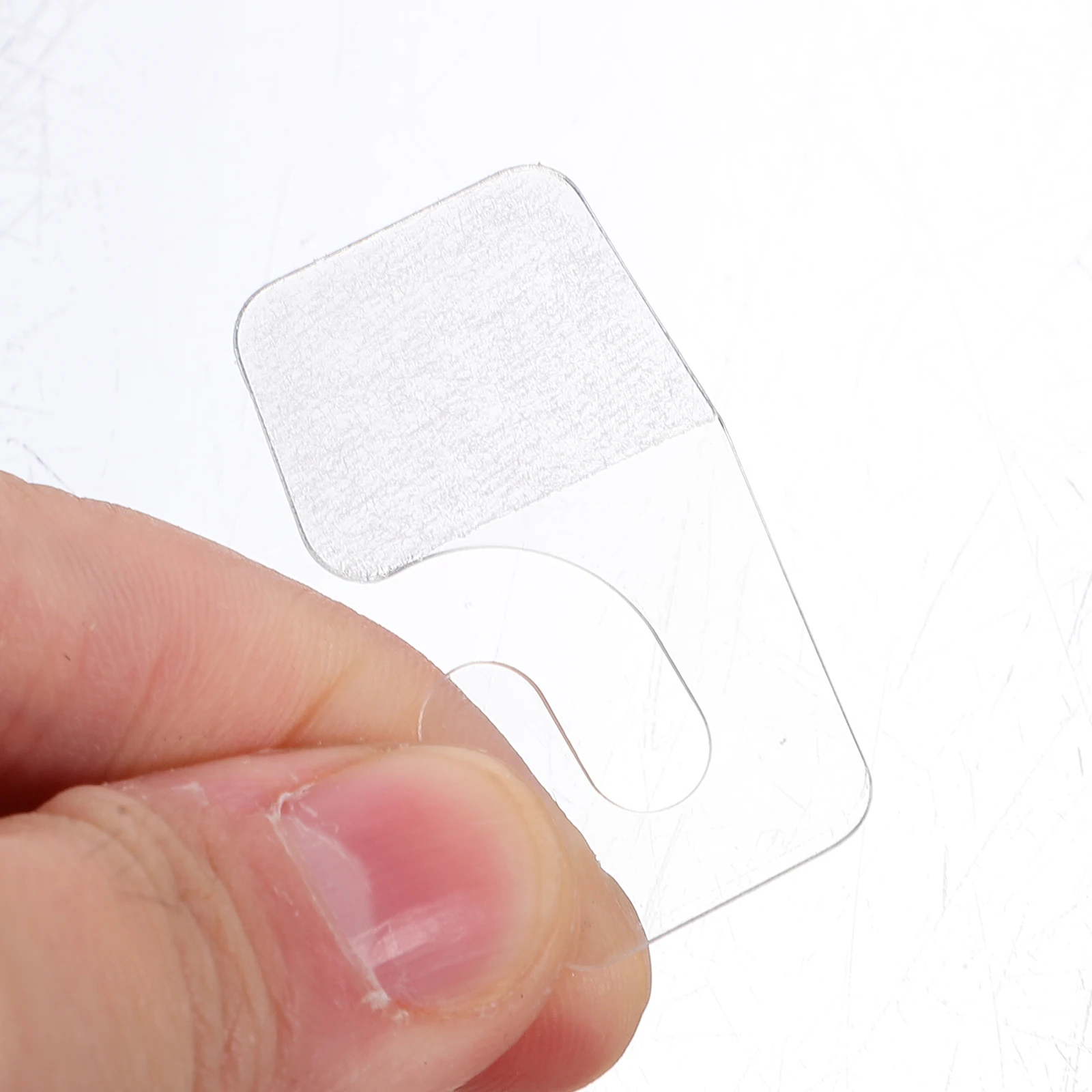 

100pcs Self Adhesive Hooks Clear Hanging Tabs Sticky PVC Retail Display Hangers Pegboard Tags Sticker Hooks Triangle Hole