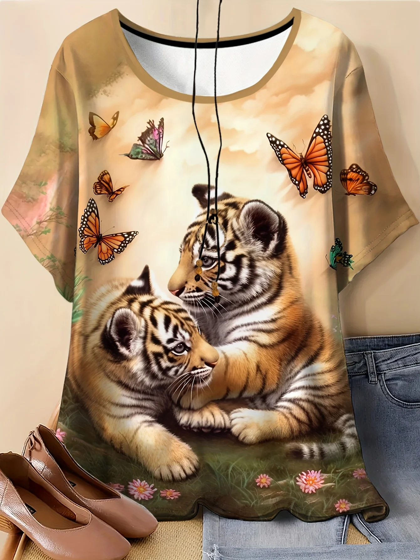 Women Crew Neck Short Sleeve T‑shirt Cute Tiger Cubs Butterfly Flower Vintage Art Print Summer Casual Top