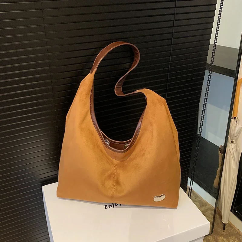 PU Fashion 2025 New Product Handbag Buckle Solid Color Simple New  Shoulder Bag Soft Trendy Western Style Commuter Tote Bag