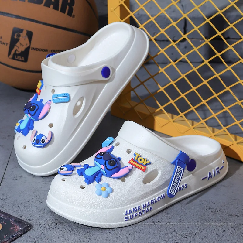 Nuevas zapatillas con cabeza de la serie Stitch de dibujos animados para parejas, zapatos informales súper ligeros, antideslizantes y versátiles, regalos para hombres y mujeres