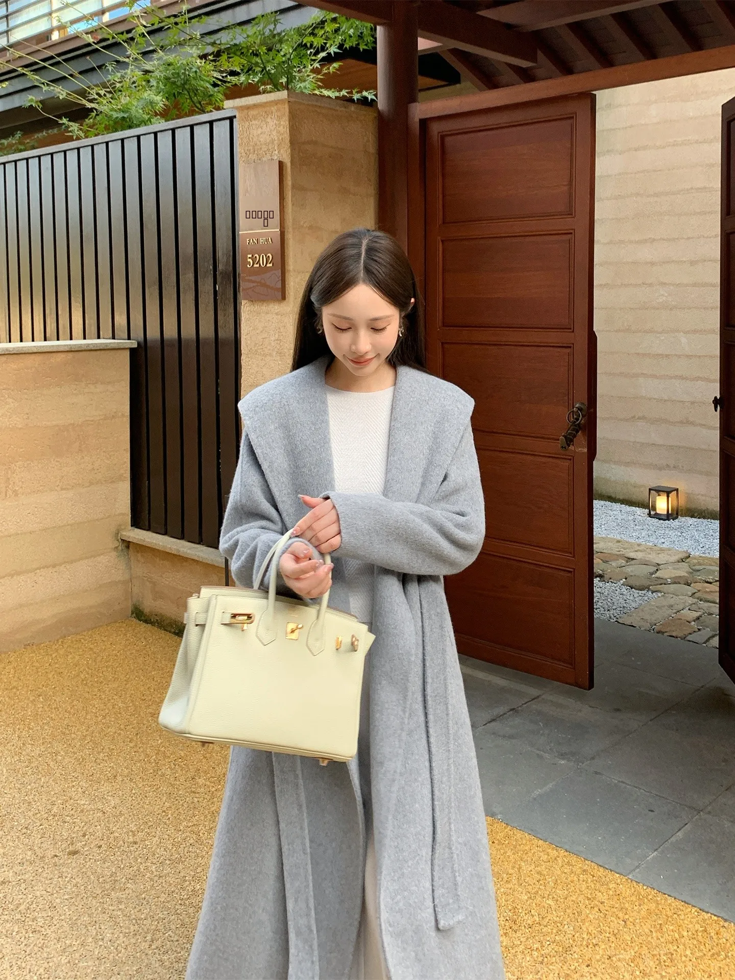 

Berlin Long Woolen Coat Women's Autumn Winter New Sle Large Collar Camere Outerwear Small Size Pure Wool ey Long Coat