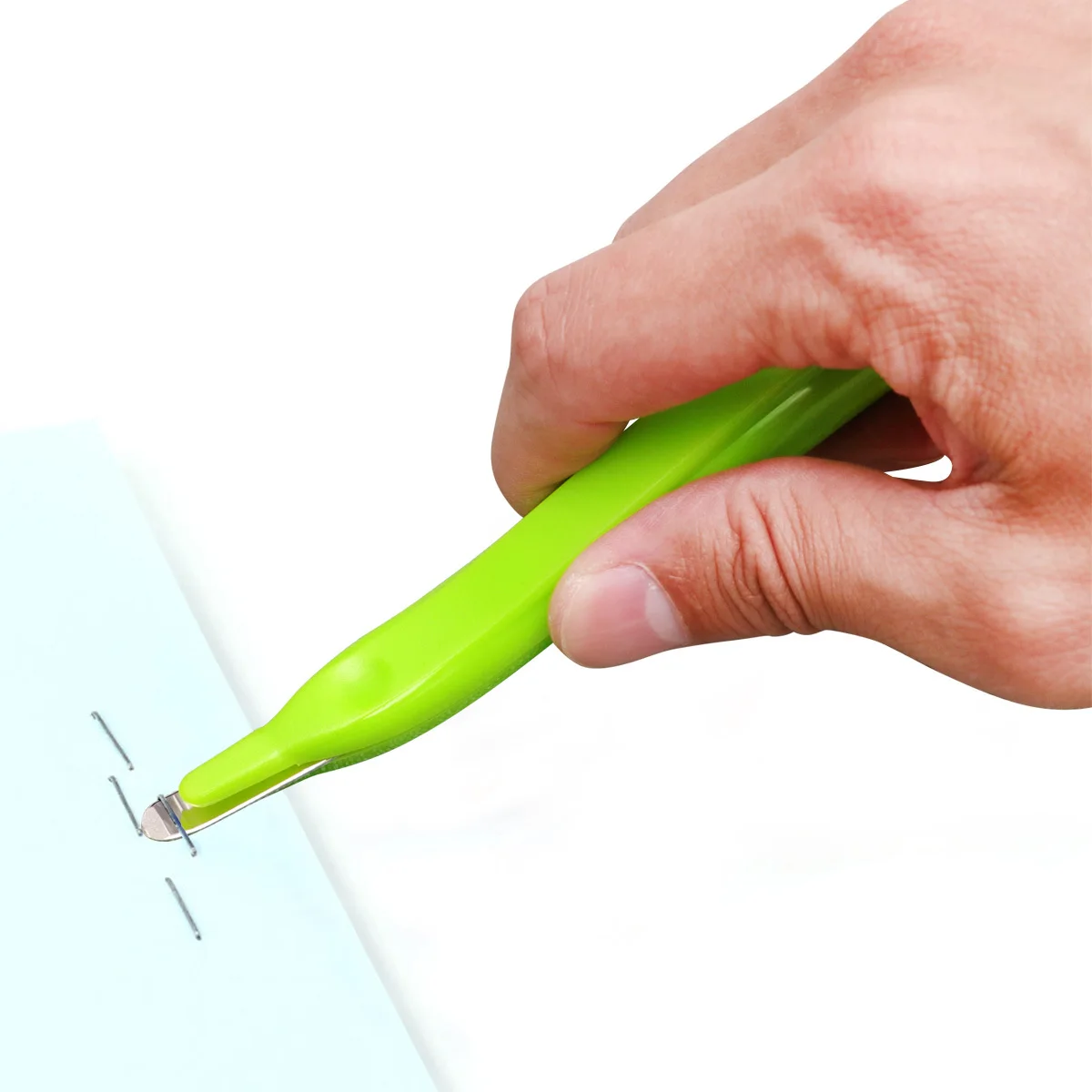 

3Pcs Staple Remover Plastic Labor Saving Handheld Lightweight Portable Easy Nail Puller Staple Removing