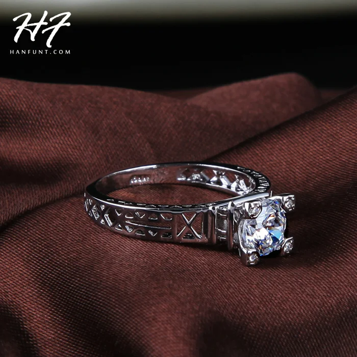 Unique Eiffel Tower Design Rings for Women Sliver Color Romantic Zirconia Crystal Finger Rings R139 R336 Xmas Gift