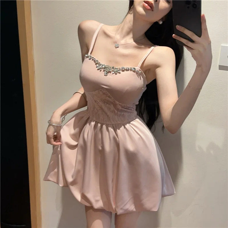 

2025 New Pure Desire Heavy Embellished Strap Dress Women's Waist Cinched Princess Bloom Short Skirt Sweet Style Midi Dress