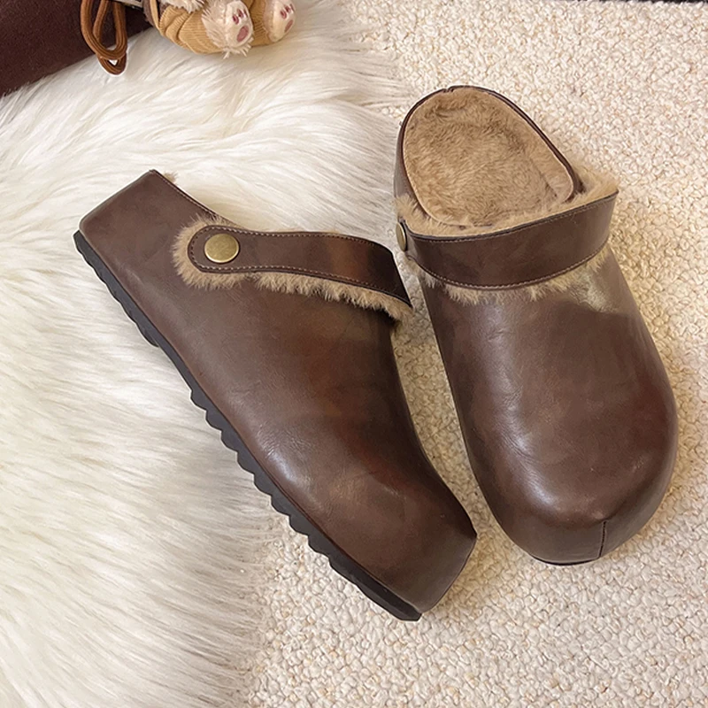 شباشب نسائية من الفرو أحذية البغال ذات نعل سميك أحذية شتوية مريحة على الموضة 2025 أحذية بوتاس ثلج قصيرة غير رسمية جديدة من القطيفة #5
