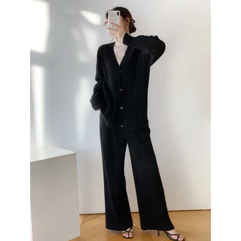 Miyake-Conjunto plisado para mujer, chaqueta informal de manga larga con cuello en V, pantalones de pierna ancha y pierna recta, conjunto de 2 piezas, ropa de talla grande para mujer