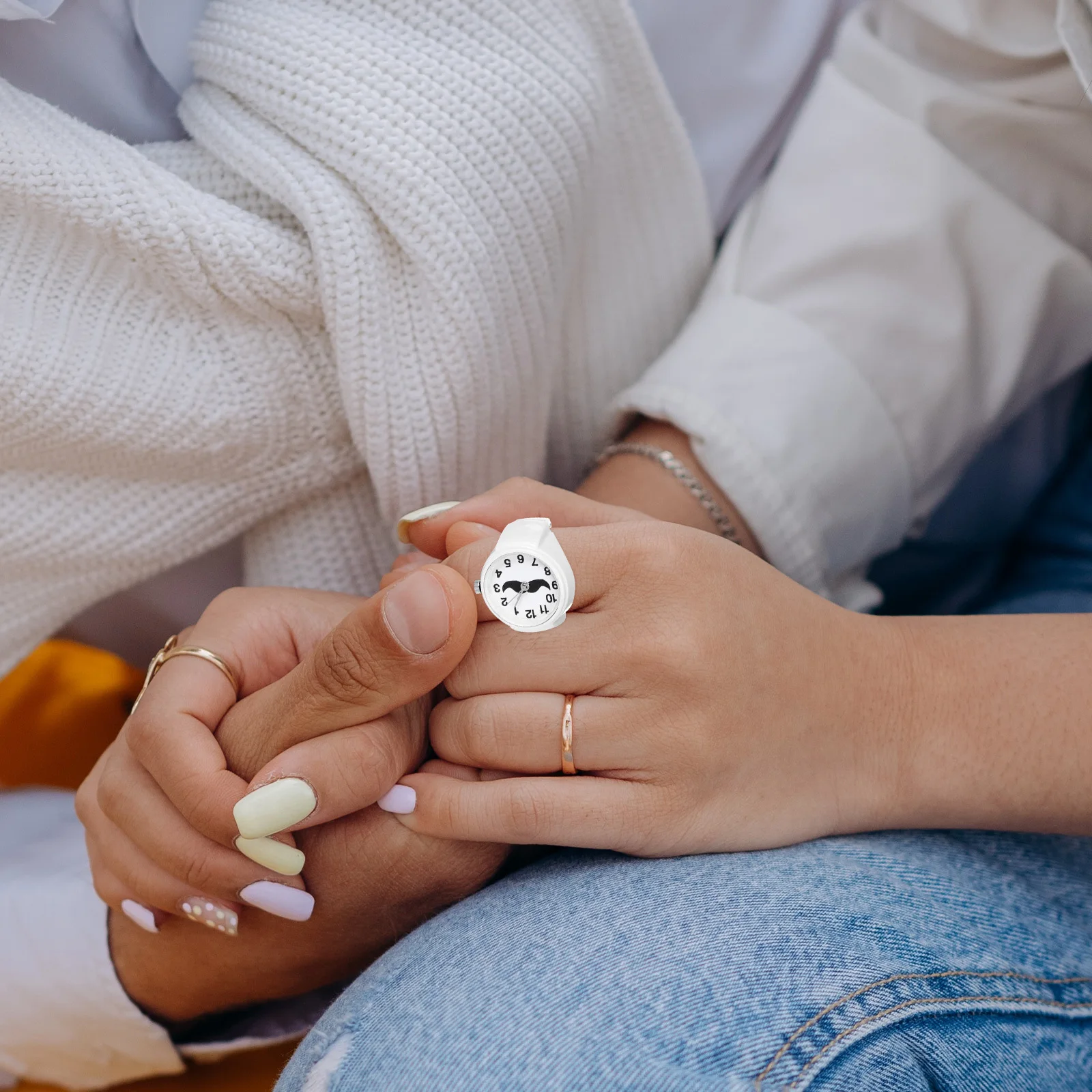 Часы с кольцом на палец, стильные декоративные мини-часы для женщин, изысканный дизайн в стиле ретро, безопасный для ношения, практичный подарок, декоративное кольцо на палец