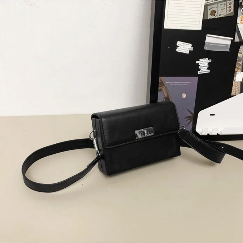 Designer Square Box Handbag PU Cube Crossbody Shoulder Bag for Man and Woman Black Small Phone Flap Purse