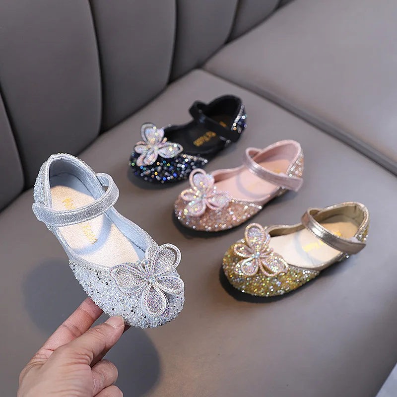 

Новые блестящие туфли Мэри Джейн для девочек с бабочками и стразами, детские туфли без каблука для свадьбы, вечеринки, повседневные туфли для принцесс, детские нарядные туфли