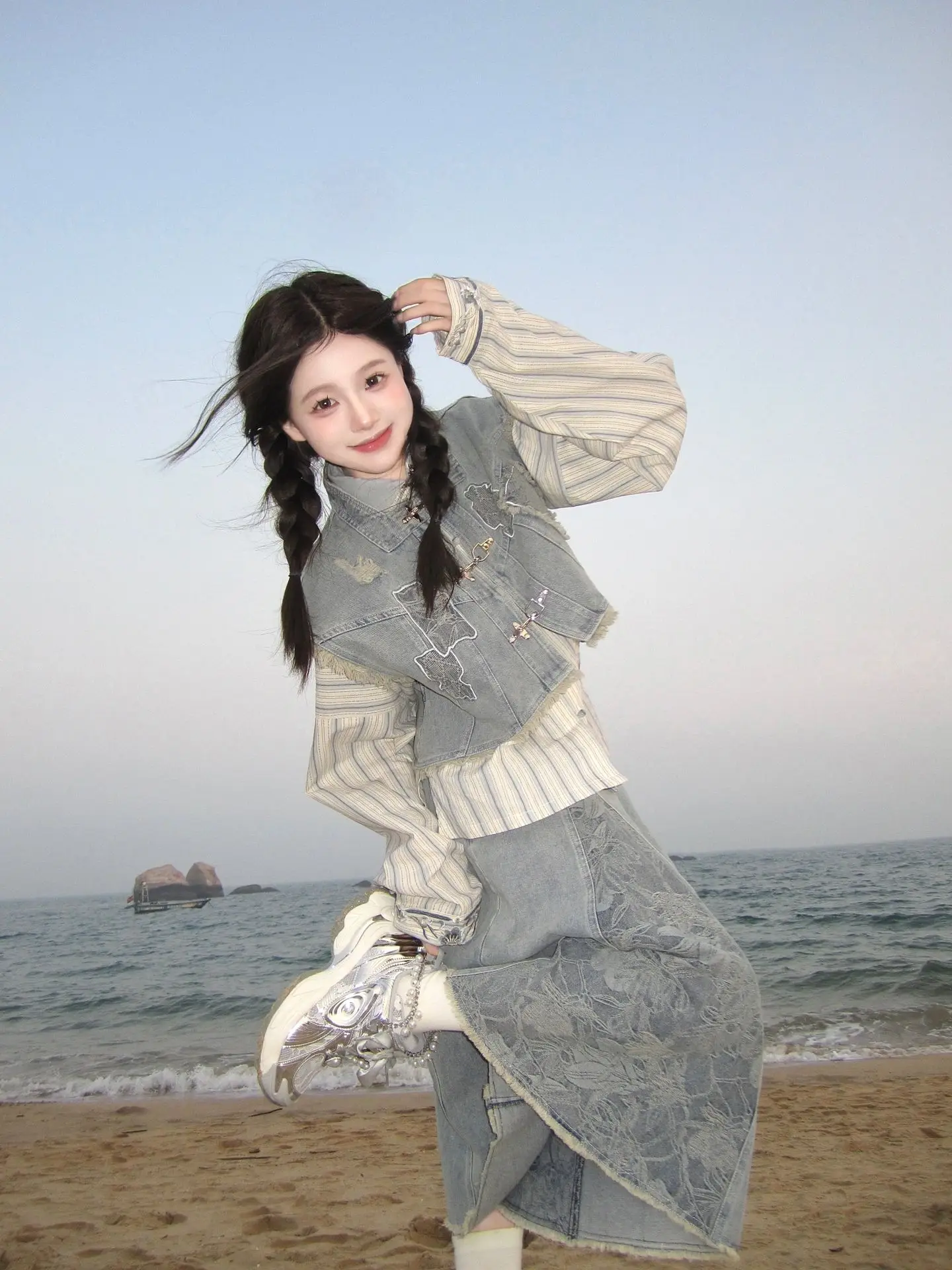 

New Chinese Style Denim Hanfu Set Women's Autumn Winter National Style Buttoned Vest Layered Striped Shirt Half Skirt Three P...