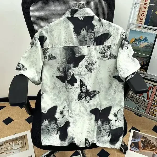 Camisa feminina solta de manga curta com design de borboleta americana retrô verão top moderno