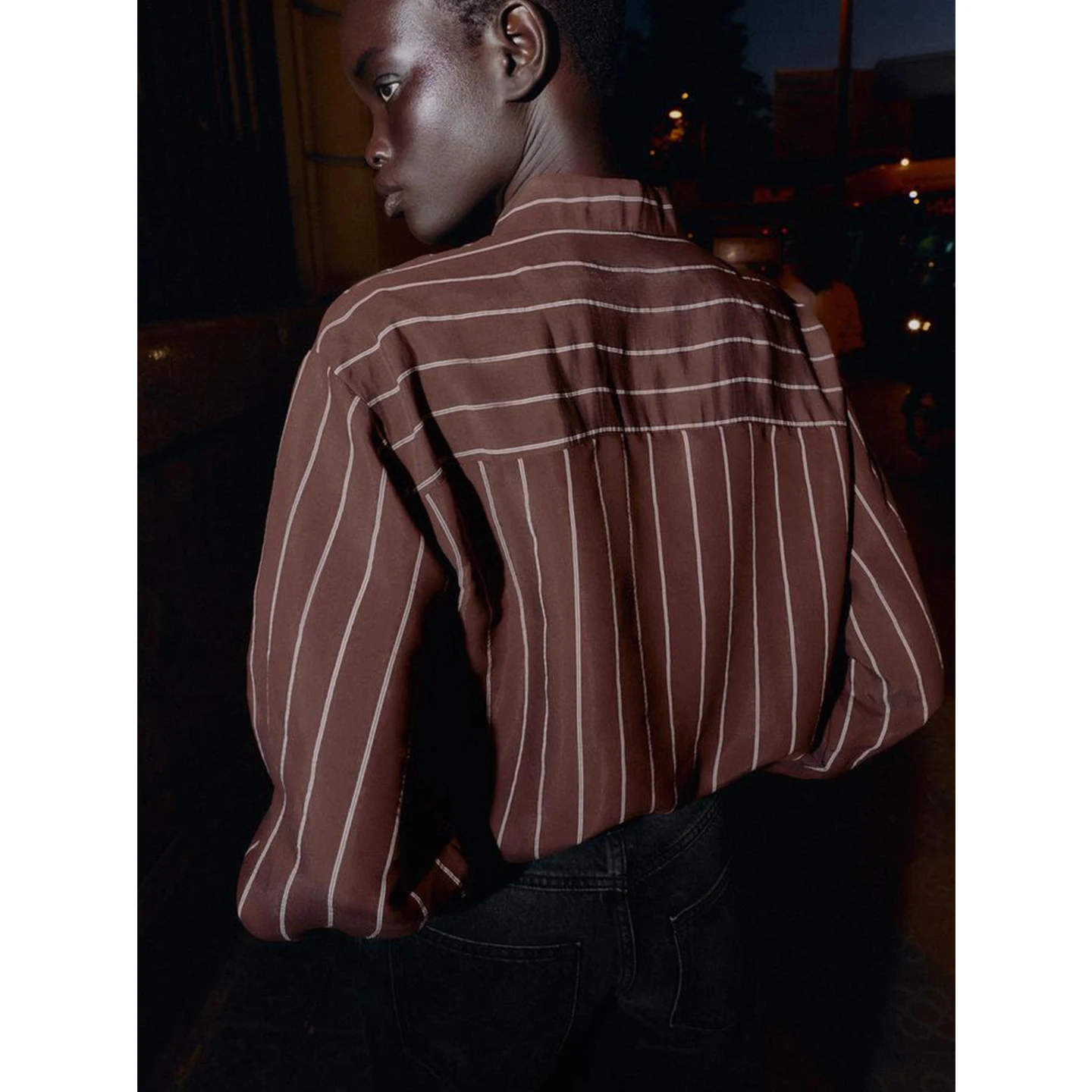 Invierno nuevo mujer largo Sve irt Design Sense ket rayas decoradas drapeado irt corte suelto fibra de poliéster resistente t...